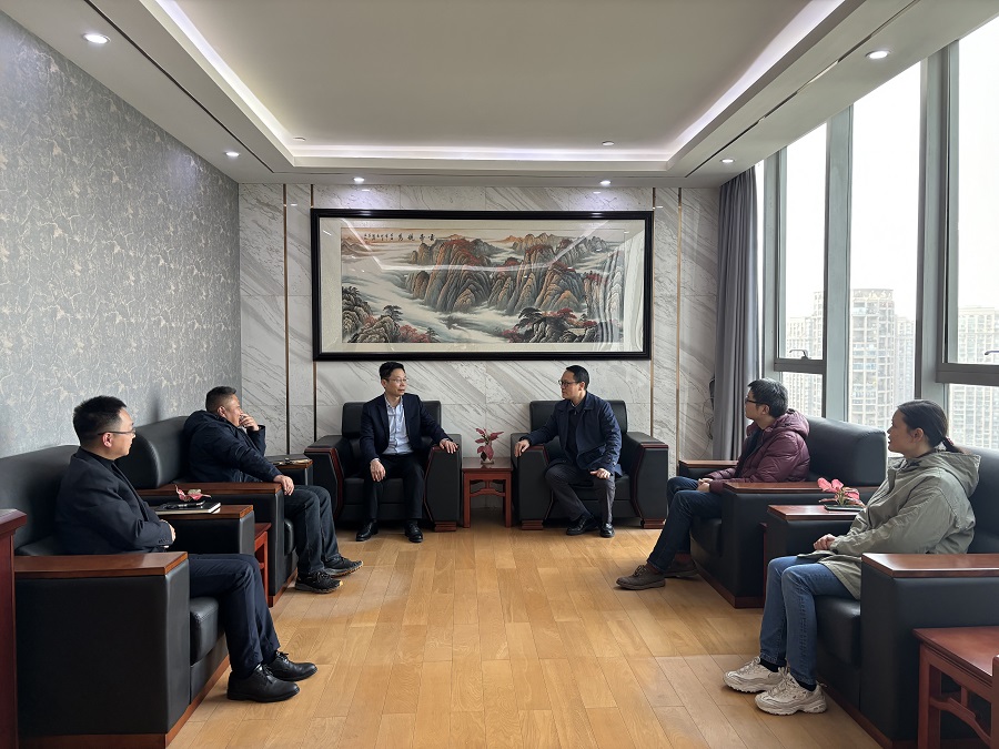 現場(chǎng)座談.jpg